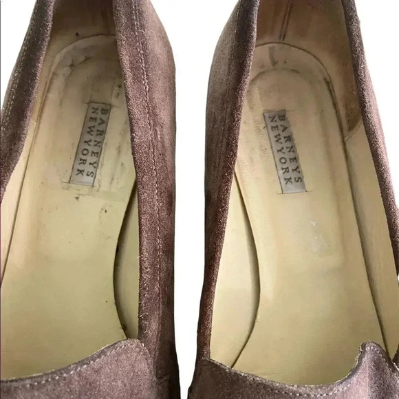 Vintage Barney’s New York suede square toe shoe 1.5” heel GUC - Picture 7 of 7